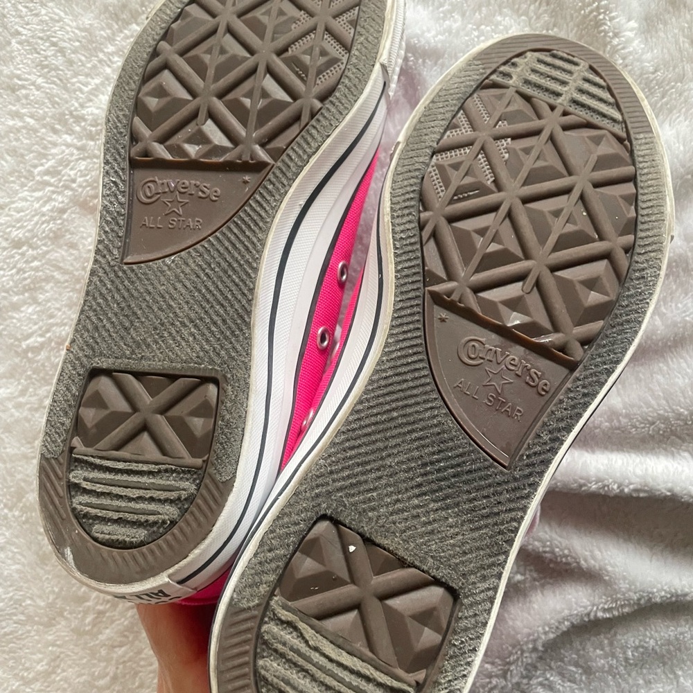 Converse High Top Sneakers size 9 women’s/ 7  pink - Picture 6 of 8